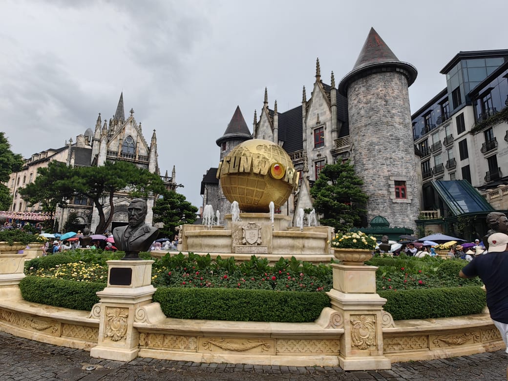 岘港-会安-顺化-巴纳山